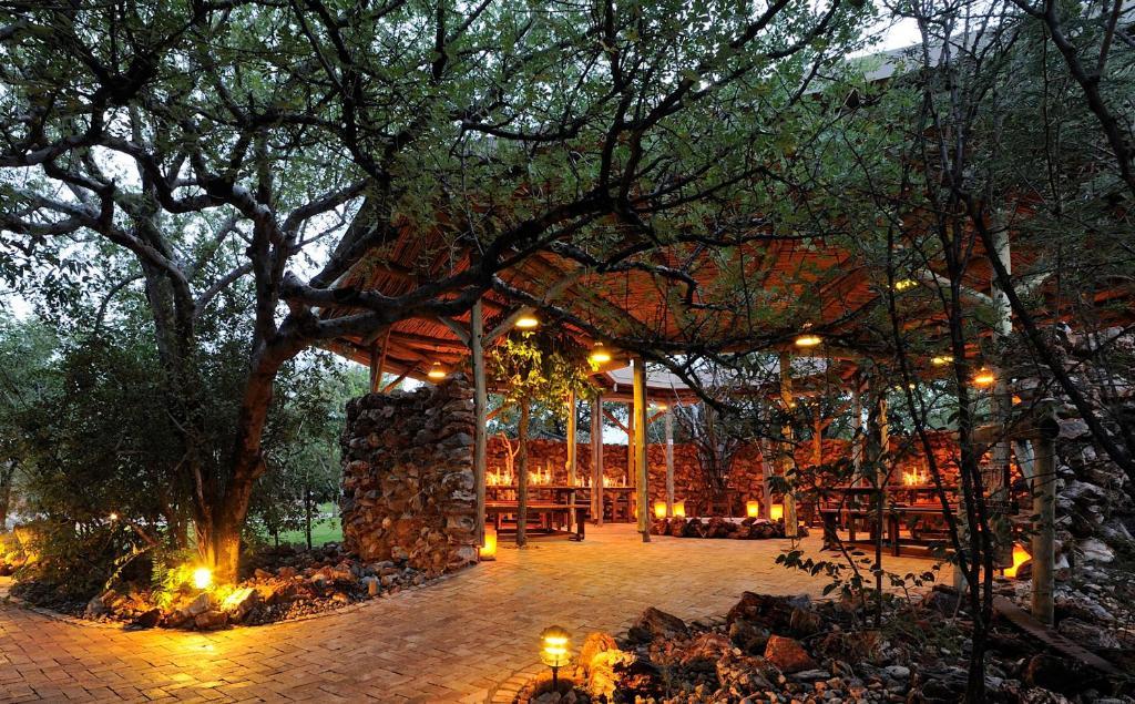 Etosha Village Окаукуехо Екстериор снимка